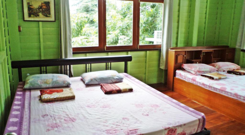 Nr Homestay Amphawa Ruang foto
