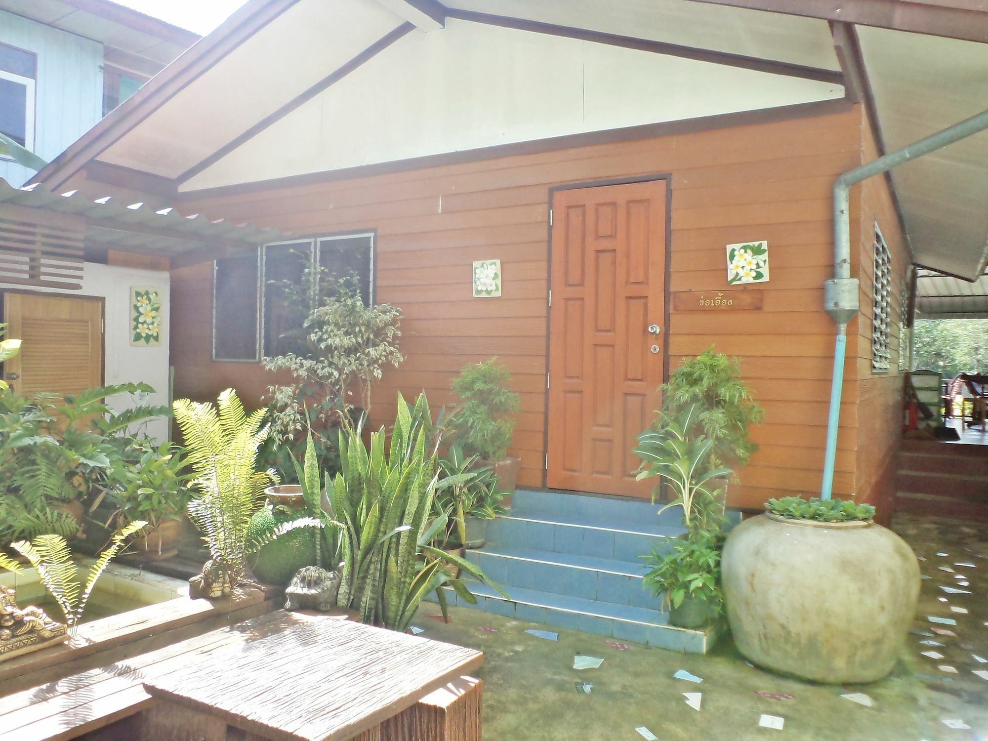 Nr Homestay Amphawa Bagian luar foto