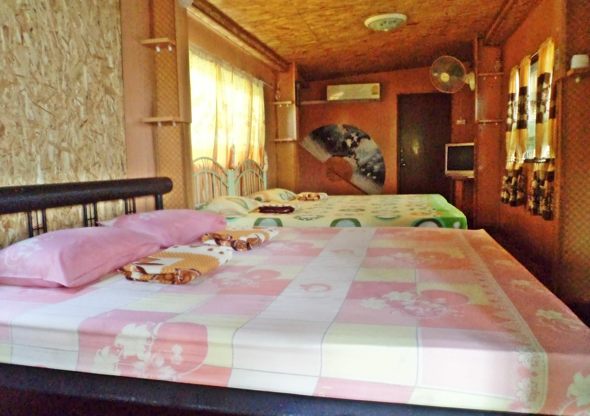 Nr Homestay Amphawa Bagian luar foto